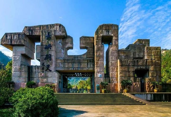 &ldquo;五一&rdquo;假期臺(tái)州景區(qū)接待游客76.9萬(wàn)人次,這個(gè)新景點(diǎn)最熱門(mén)