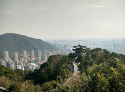 登椒江白云山，覽臺(tái)州山海城交融之美